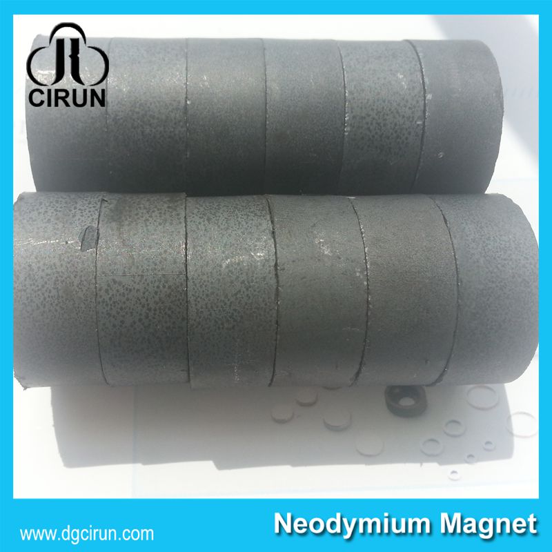 Custom Size Ceramic Ferrite Motor Magnets