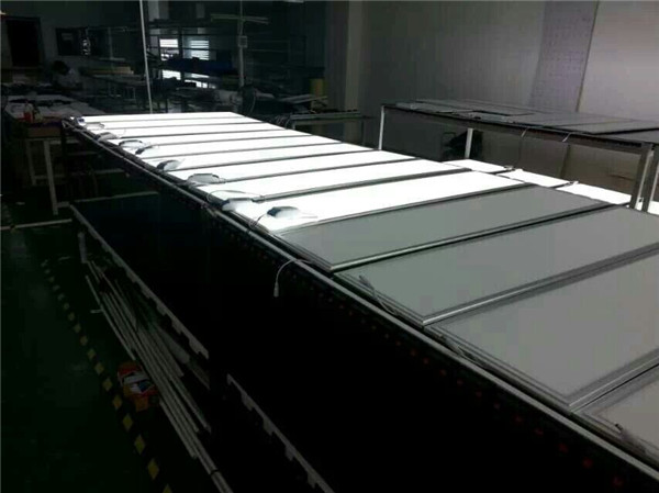 High material 220V 48watt Ce RoHS Dimmerable LED Panel