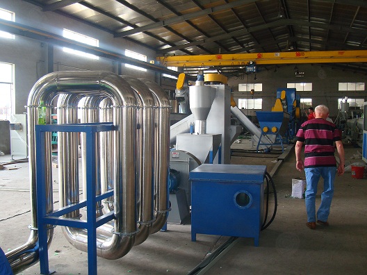 Pet Plastic Bottle Flakes Crushing Washing Drying Recycling Line Machine