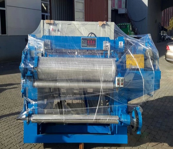 Automatic Welded Wire Mesh Making Machine (XM)