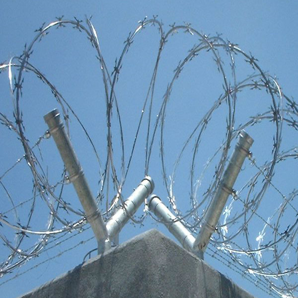 Barbed Wire Making/Barbed Wire Fencing Prices/Barbed Wire Weight Per Meter/Barbed Wire Length Per Roll