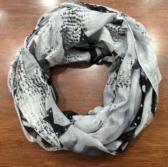 Star Style Polyester Yarn Infinity Scarf