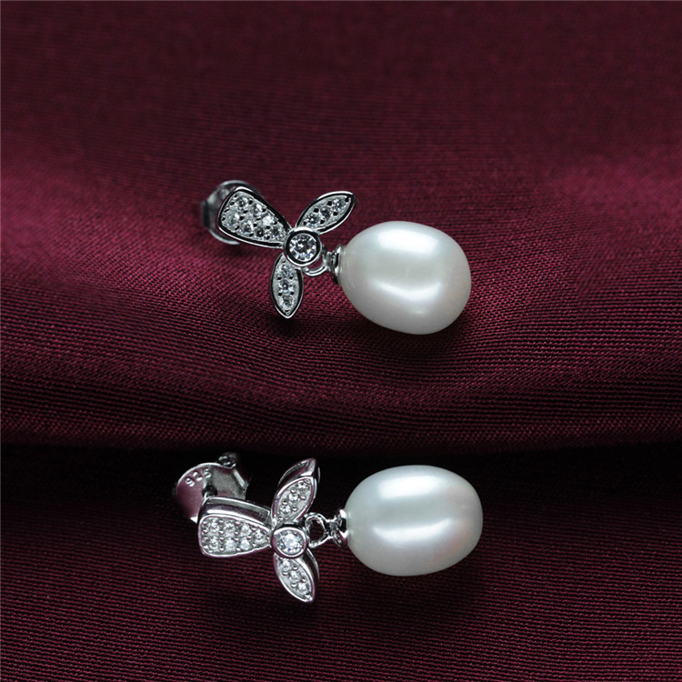 Sterling Silver Fashion Natural Freshwater Pearl Earring