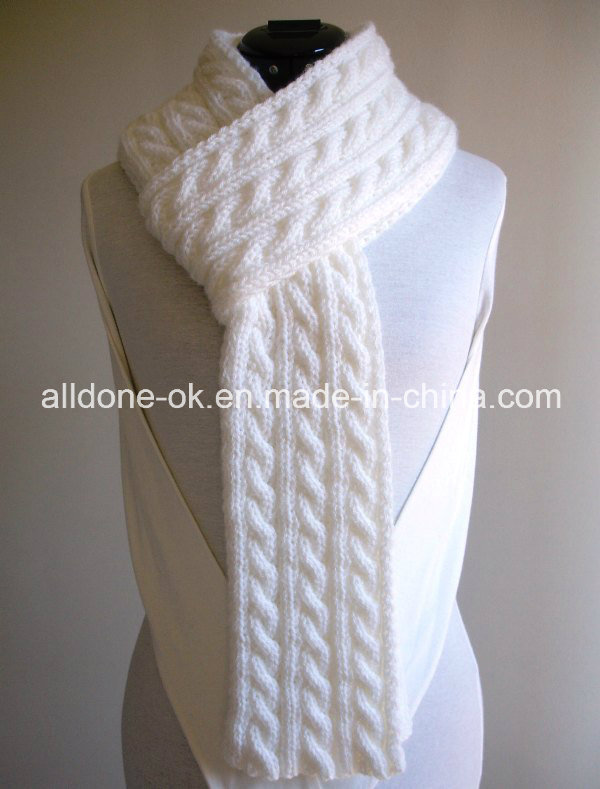 2016 New Design Fashion Custom Hand Knitted Scarf