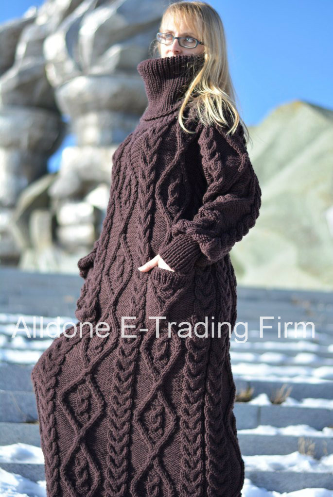 Custom 100% Hand Knit Women's Sweater Cardigan Pullover Coat Clothing