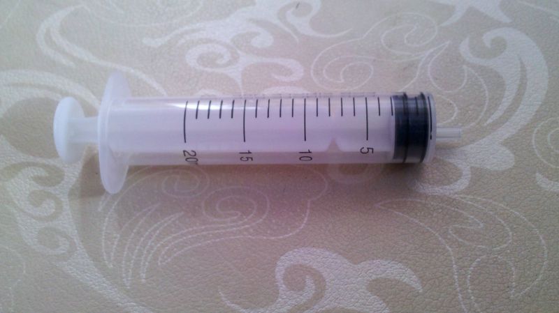 Disposable Plastic Sterile Feeding Syringe 20ml