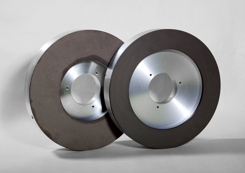 Diamond and CBN Grinding Wheels for Tools for Wood and Plastic Industry