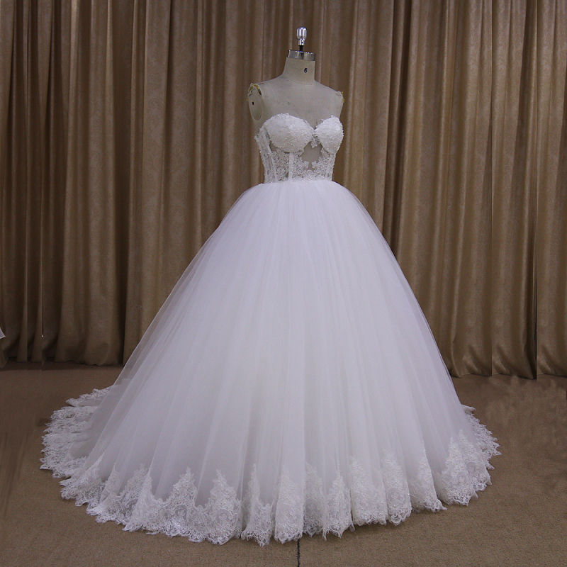 Sexy Beaded Sweetheart Ball Gown Wedding Dress 2016