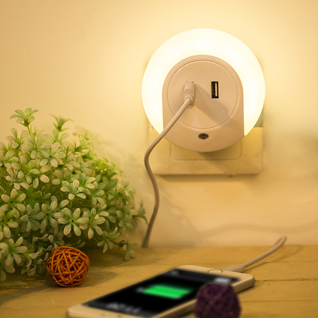 Fashion LED Light Dual USB Wall Charger for Mobile Phone Tablet PC