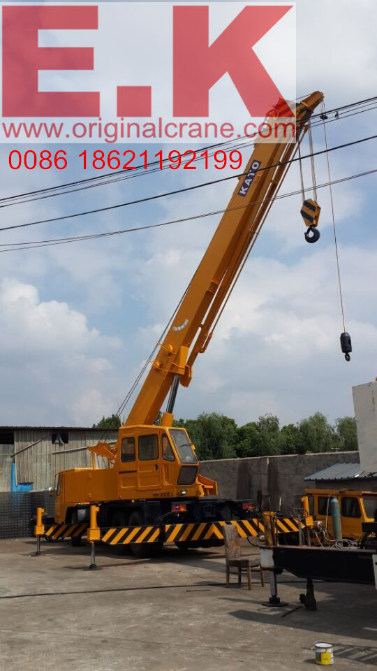 Kato Japanese 20ton Mobile Hydraulic Truck Mounted Crane (NK200E)