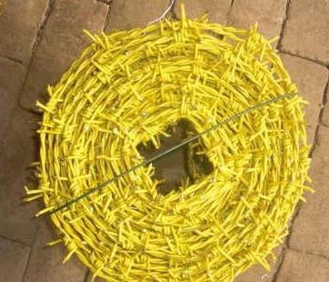 High Quality Low Price PVC Barbed Wire (yellow)