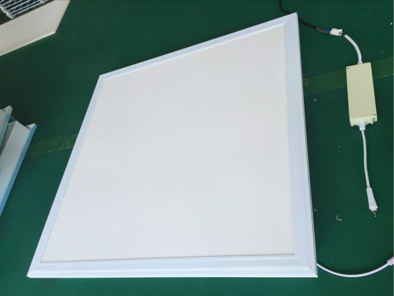 High material 220V 48watt Ce RoHS Dimmerable LED Panel