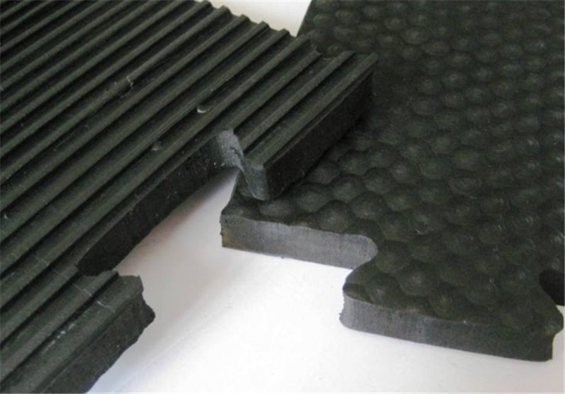 Cow Floor Mats/Interlocking Mats/Stable Rubber Matting