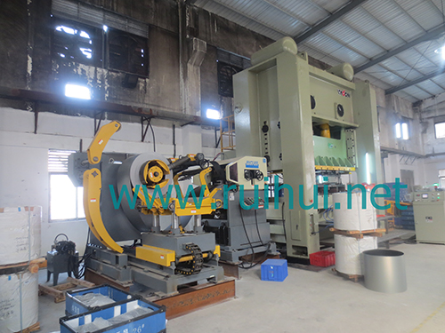 Coil Sheet Automatic Feeder with Straightener and Uncoiler Help in Household Appliances Manufacturers