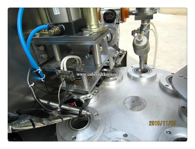 Rotary Type Automatic Cup Water Tray Sealing Machine