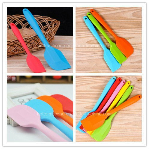 FDA/ LFGB Top Quality Personalized Silicone Baking Spatula