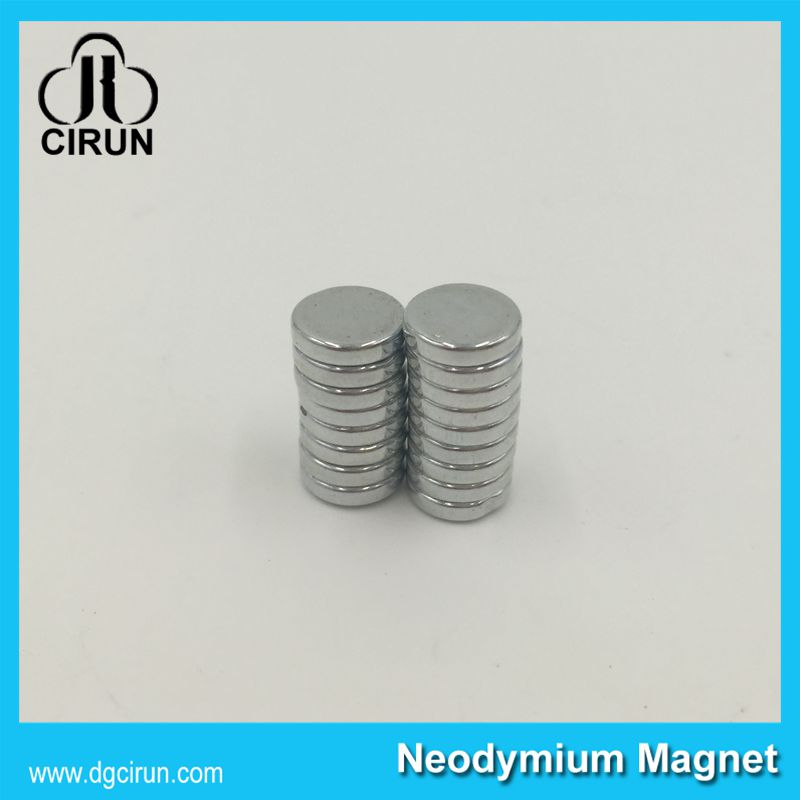 China Manufacturer Super Strong High Grade Rare Earth Sintered Permanent Permanent Magnet Motors Magnets/NdFeB Magnet/Neodymium Magnet
