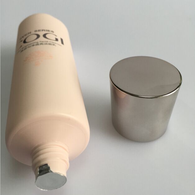 35mm Diameter Plastic Tube W/ Screw Cap (EF-TB3507)