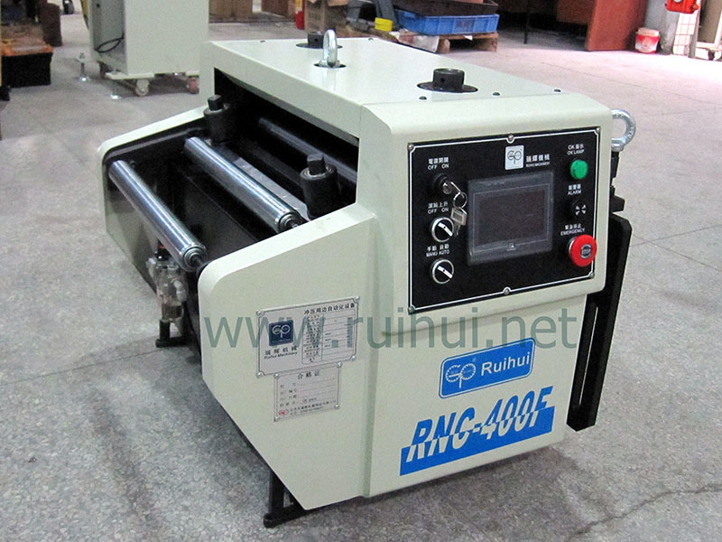 Nc Servo Feeder Use in Press Machine Made in China