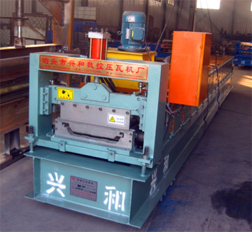 Color Stainless Steel Roll Forming Machine Details