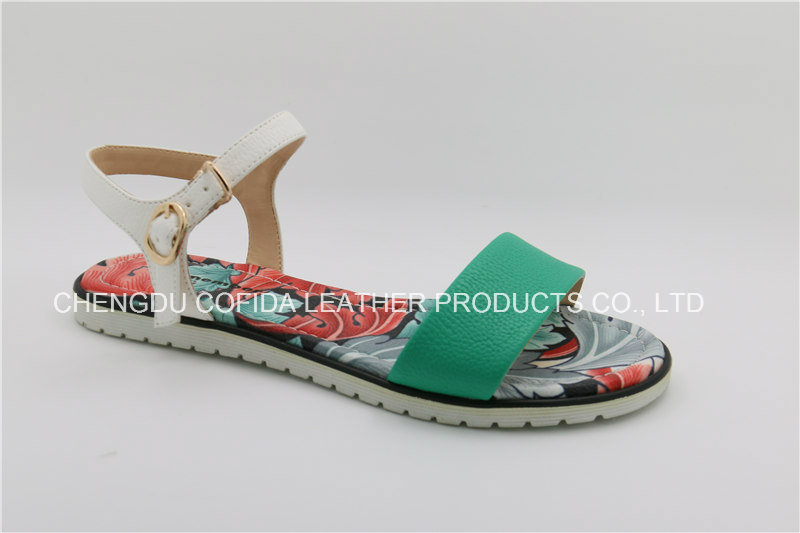 Latest Beach Sexy Lady Sandals with Fashion Flat Soles