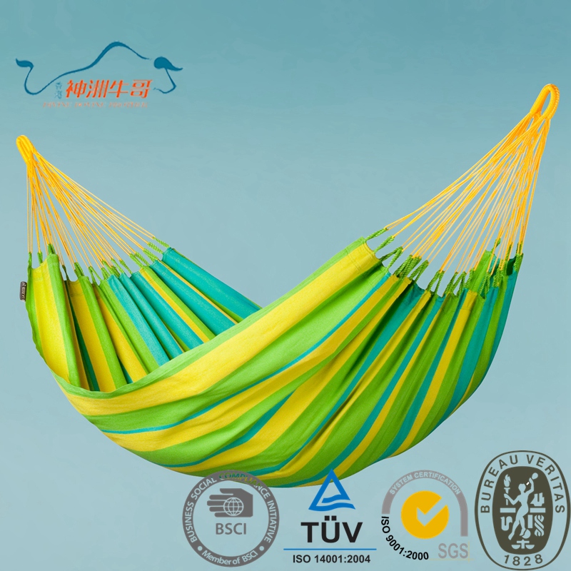 Colorful Cotton Rope Outdoor Camping Hammock on Tree