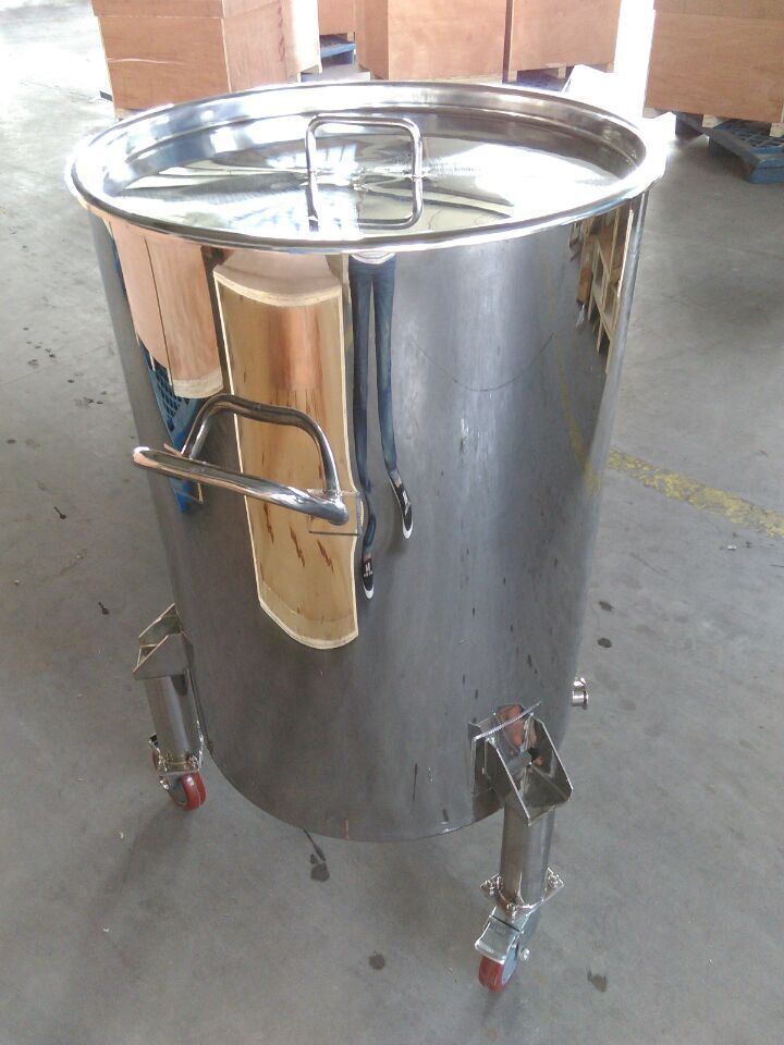 Stainless Steel 200L Wine Barrels with Wheels