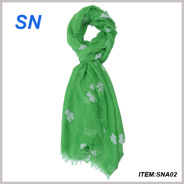 Fashion Hot Sell Four Leaf Clover Polyester Scarf