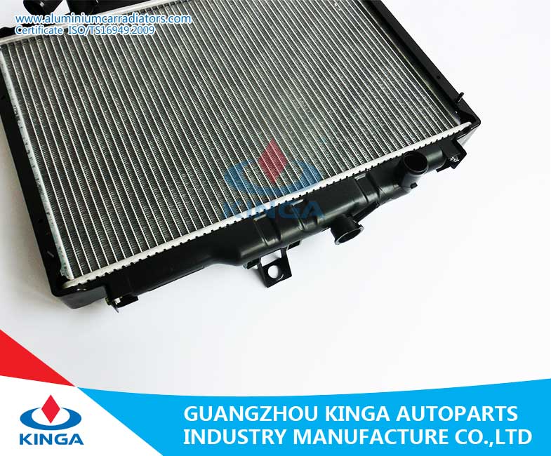 Car Auto Parts Aluminum Radiator for OEM MB356342/605252