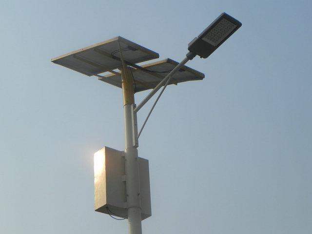 50W LED with 400wwind Hybrid Solar Street Pole Lighting (BDSW998)