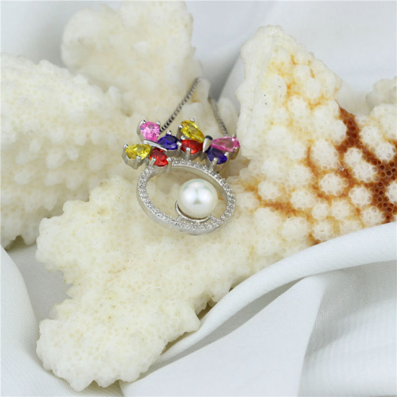 Colorful Zircon Fashionable Pure Natural Pearl Pendant