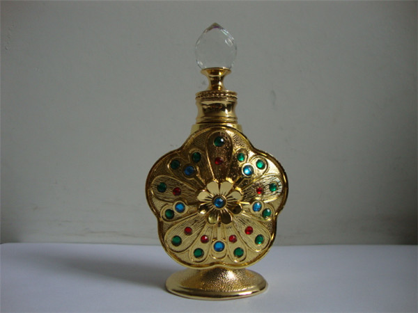 30ml Metal Perfume Bottle with Gold Metal Cap (MPB-13)