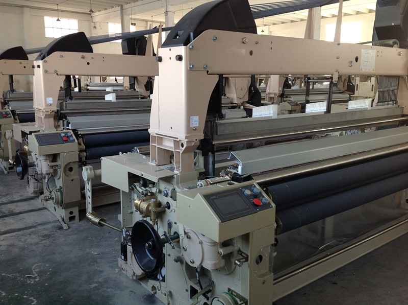 Water Jet Loom for Polyster Fabric Making Machine