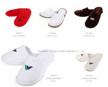 Hotel Slipper with Embroideried Customized Logo