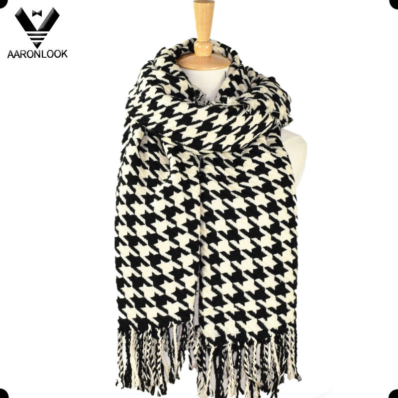 100%Acrylic Two Tone Checked Fashion Houndstooth Scarf with Fringes