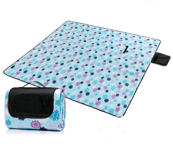 Suede Easy Carry Foldable Outdoor Beach Picnic Mat