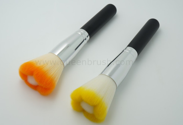 Free Sample Mineral Makeup Brush Flower Powder Brush