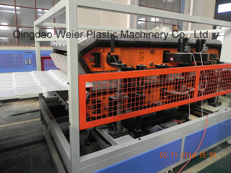 Plastic machinery High Efficiency PVC Glazed Wave Roof Production Line