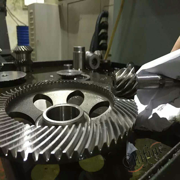 Crown Bevel Gear and Pinion Shaft