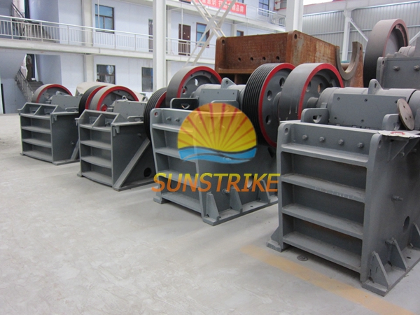 Large Type Quarry Stone Primary Jaw Crusher for Sale
