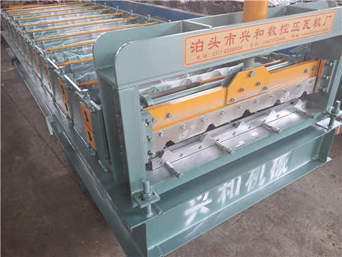 Steel Tile Roll Forming Machine