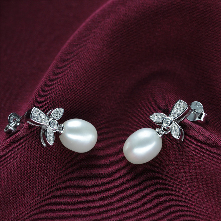 Sterling Silver Fashion Natural Freshwater Pearl Earring