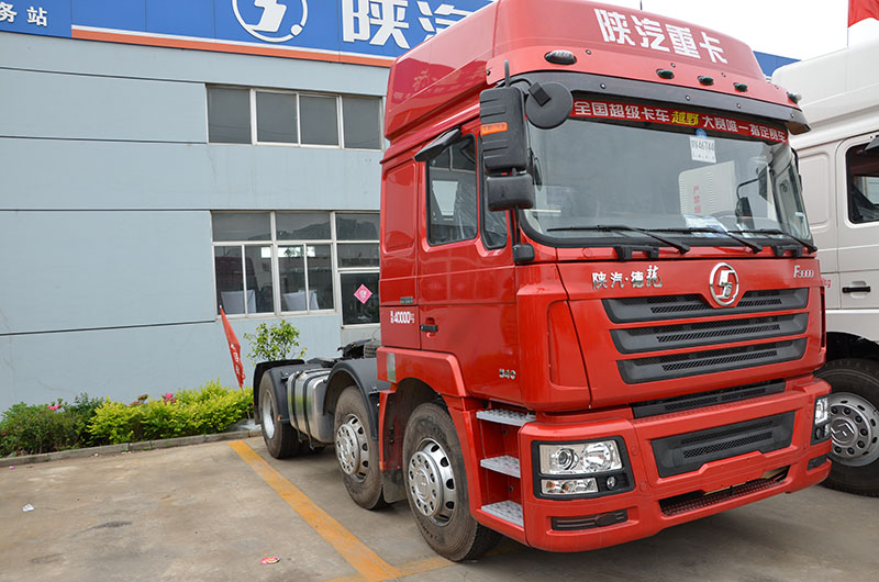 Shacman X3000 380HP Tractor Truck