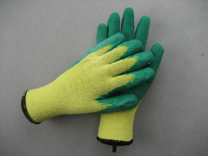 Green Color 10g String Knit Liner Latex Coated Chemical Glove