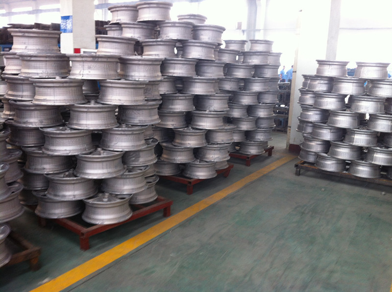 Aftermarket China Auto Car Alloy Wheels