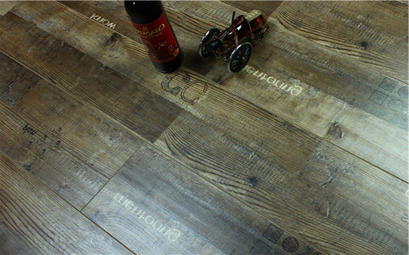 Vinyl Oak 12.3mm Maple Hand Scraped Wood Laminate Flooring