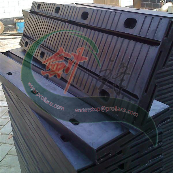 China Rubber Expansion Joint for Bridge Installation