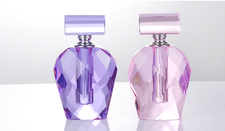 Pretty K9 Crystal Perfume Bottle Gift (KS24078)