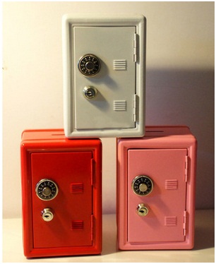 Mini Safe Modelling Piggy Bank, Metal Key Password Boxes Savings for Gift