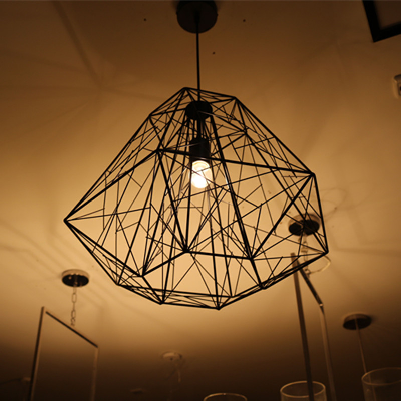 Chinese Style Black Metal Hollow Decorative Pendant Lamp